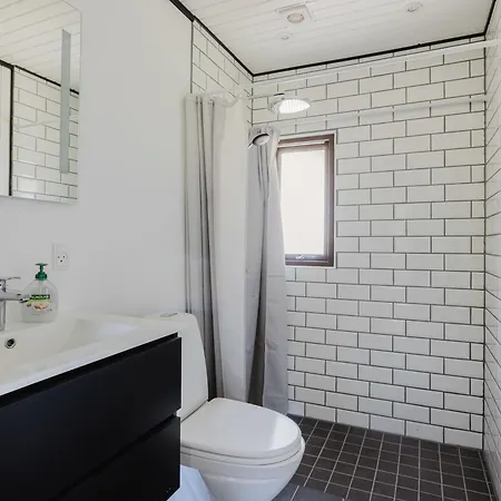 Modern Beachside Retreat In Marielyst 2br *